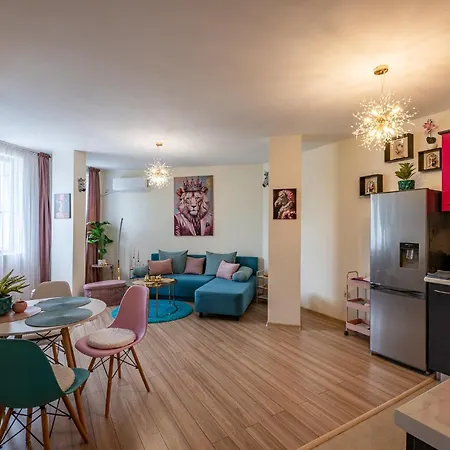 Апартамент Chic 2bdr & Location & Swu & Free Parking *