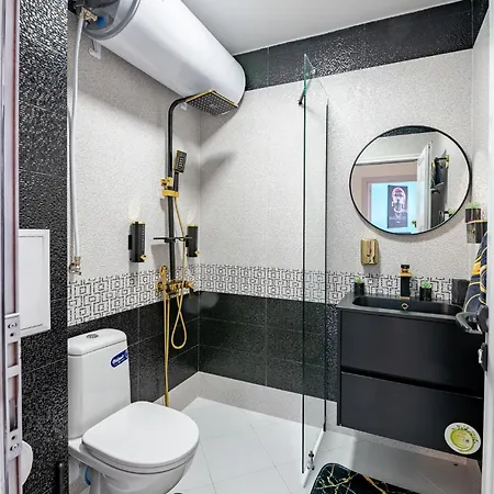 Chic 2bdr & Location & Swu & Free Parking * Благоевград